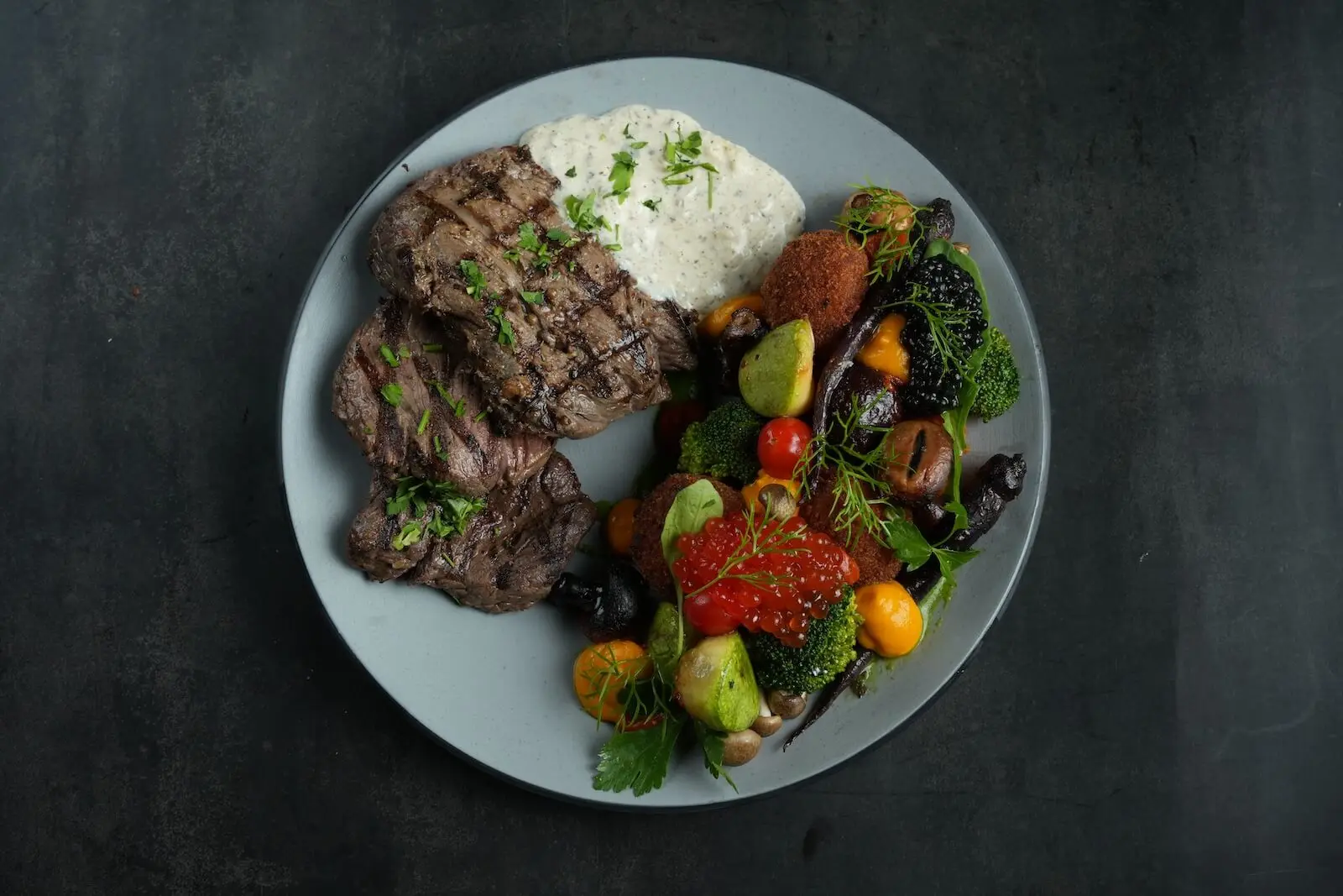 Organic Beef Burger Delight